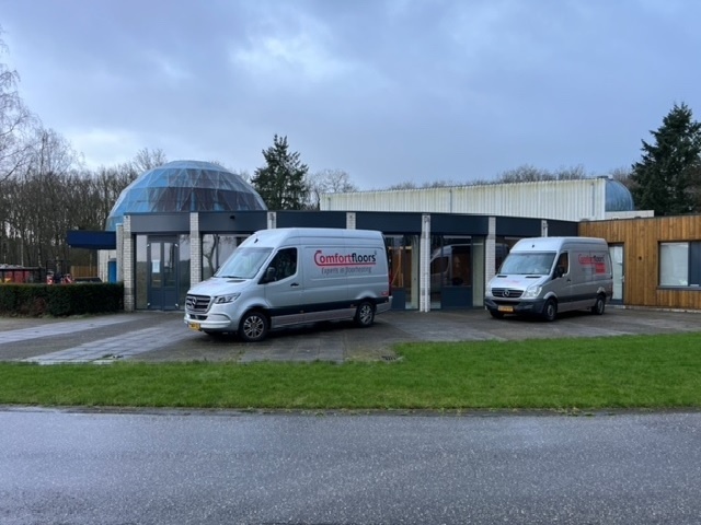 De experts van ComfortFloors op locatie aan het werk