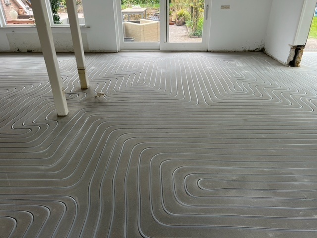 Ingefreesde vloerverwarming in Drachten, aangelegd door het team van ComfortFloors.